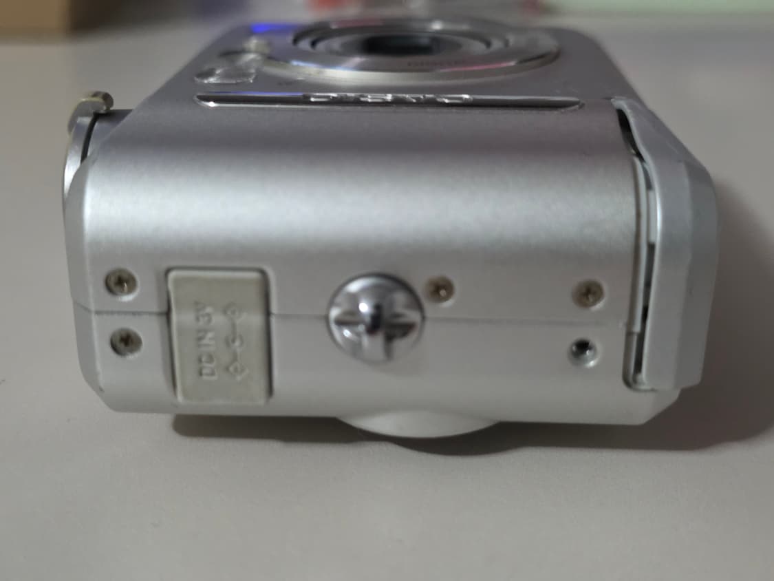 카시오 QV-R51 빈티지 디지털카메라 상품이미지3