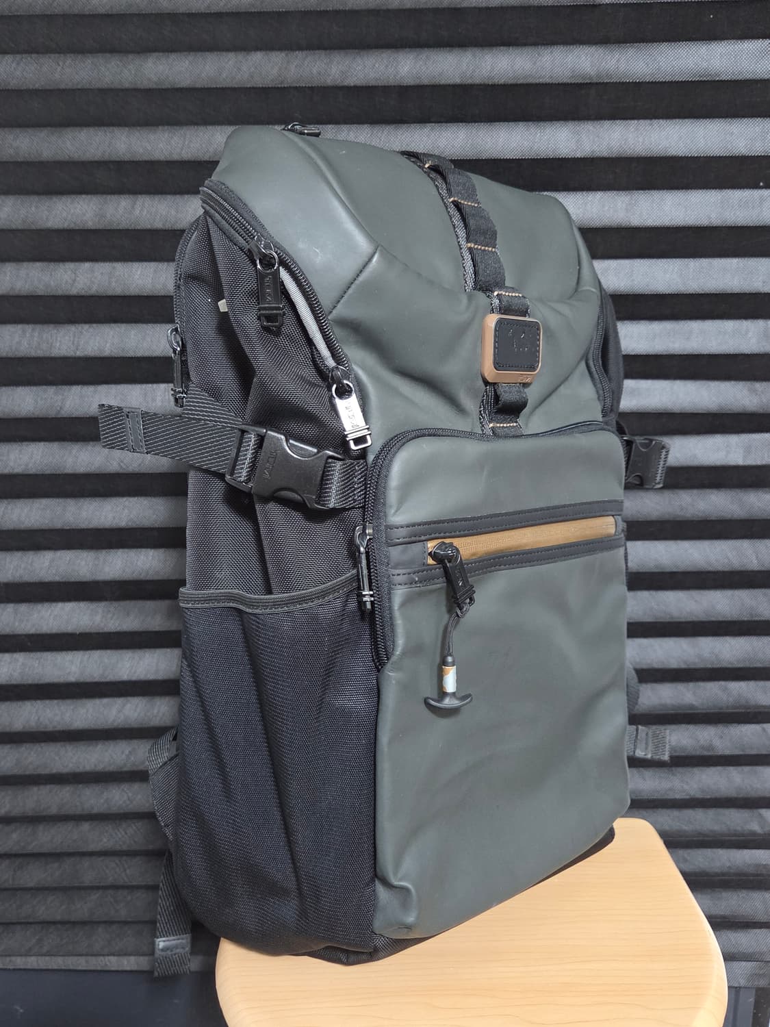 (정품) [투미] 알파 브라보 리저브 하이킹 백팩 판매합니다. 상품이미지3