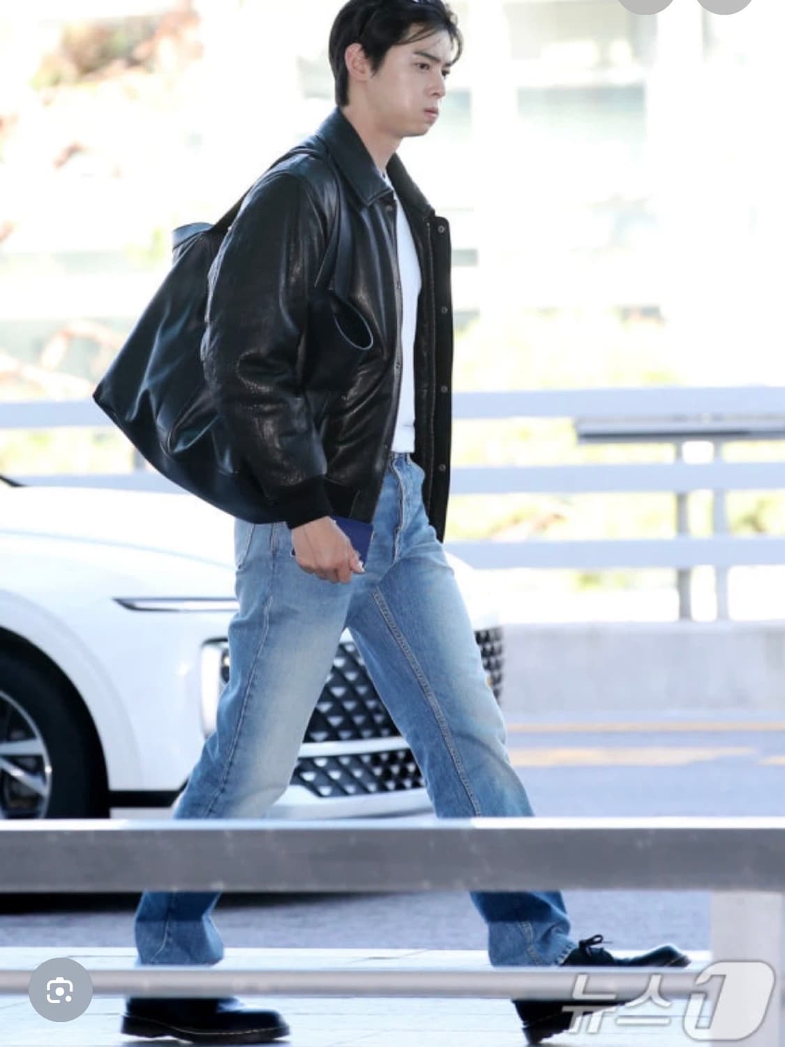 생로랑 Y 토트백 (김원중, 차은우, 김나영 가방) 상품이미지3