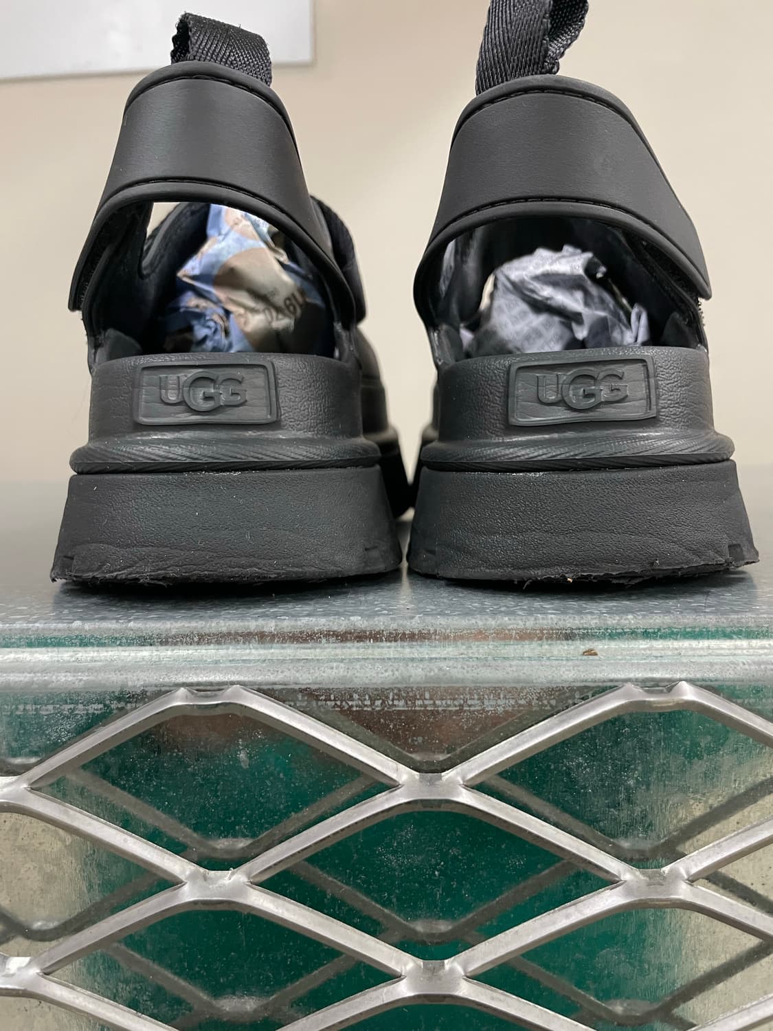 어그 골든글로우 바이슨 블랙 220 상품이미지10