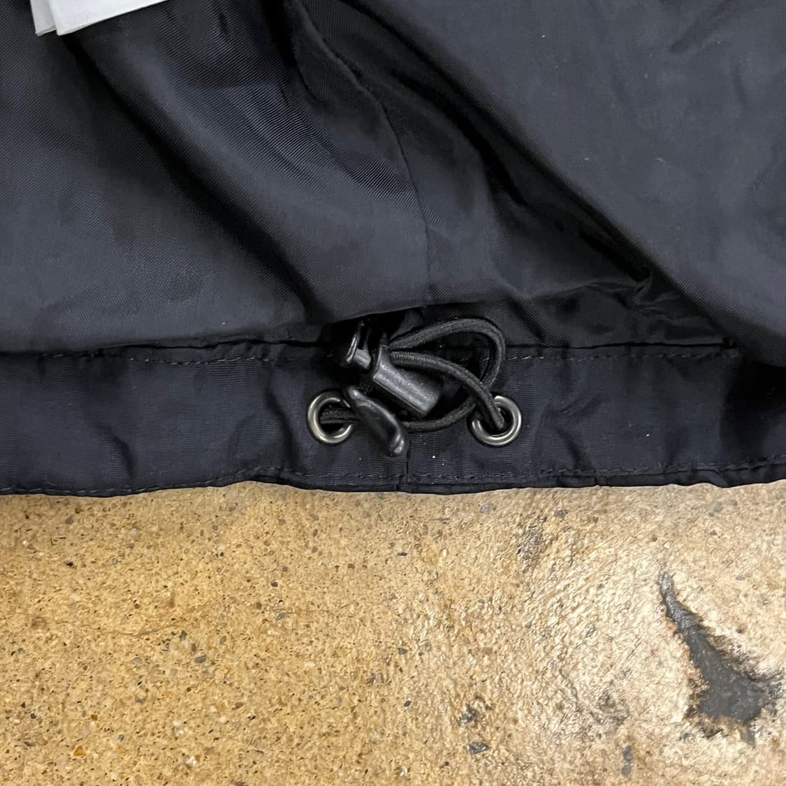 [정품/M] 노스페이스 블랙 후드 바람막이 자켓 b17 상품이미지9