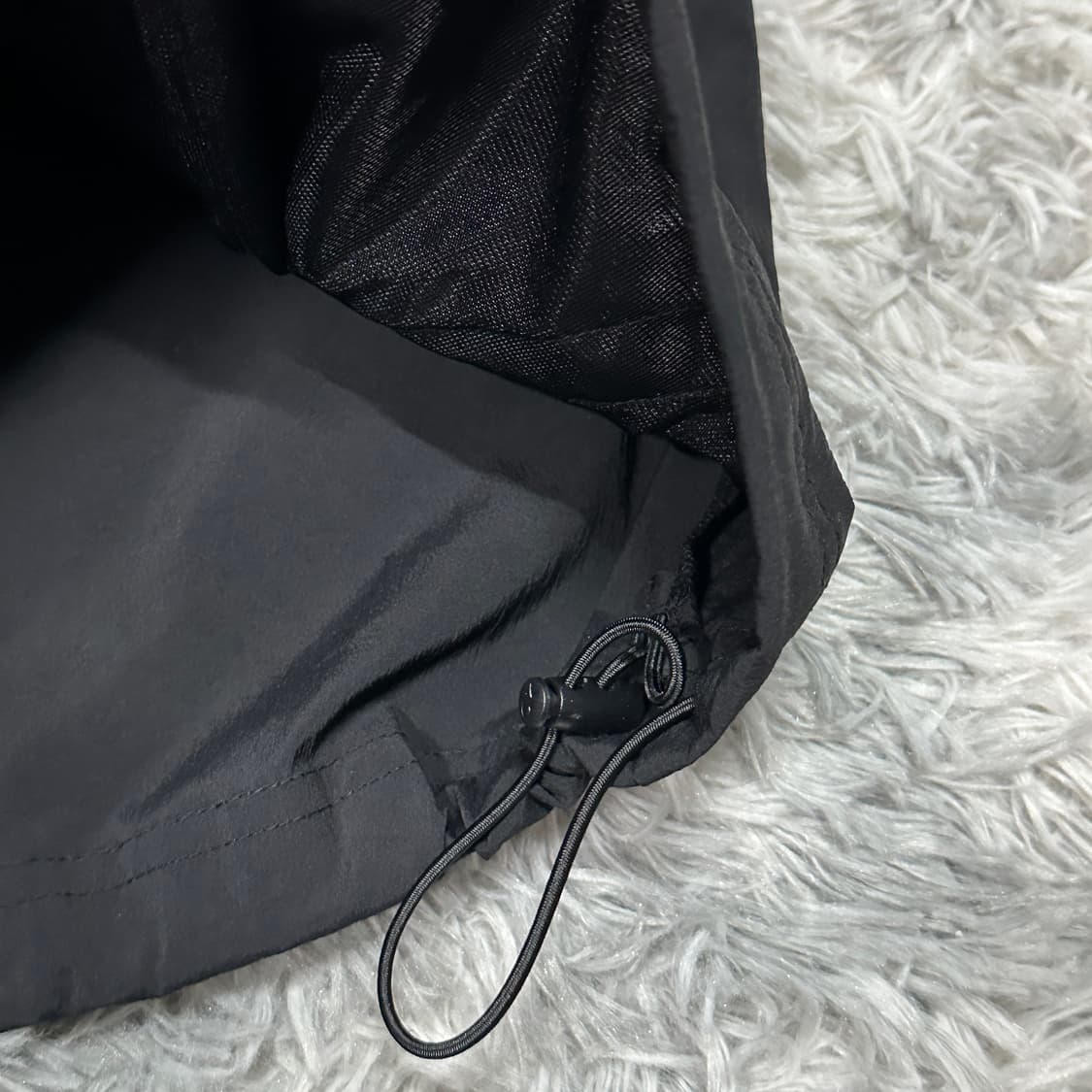 CK 캘빈클라인 우븐 반팔 블랙  상품이미지3