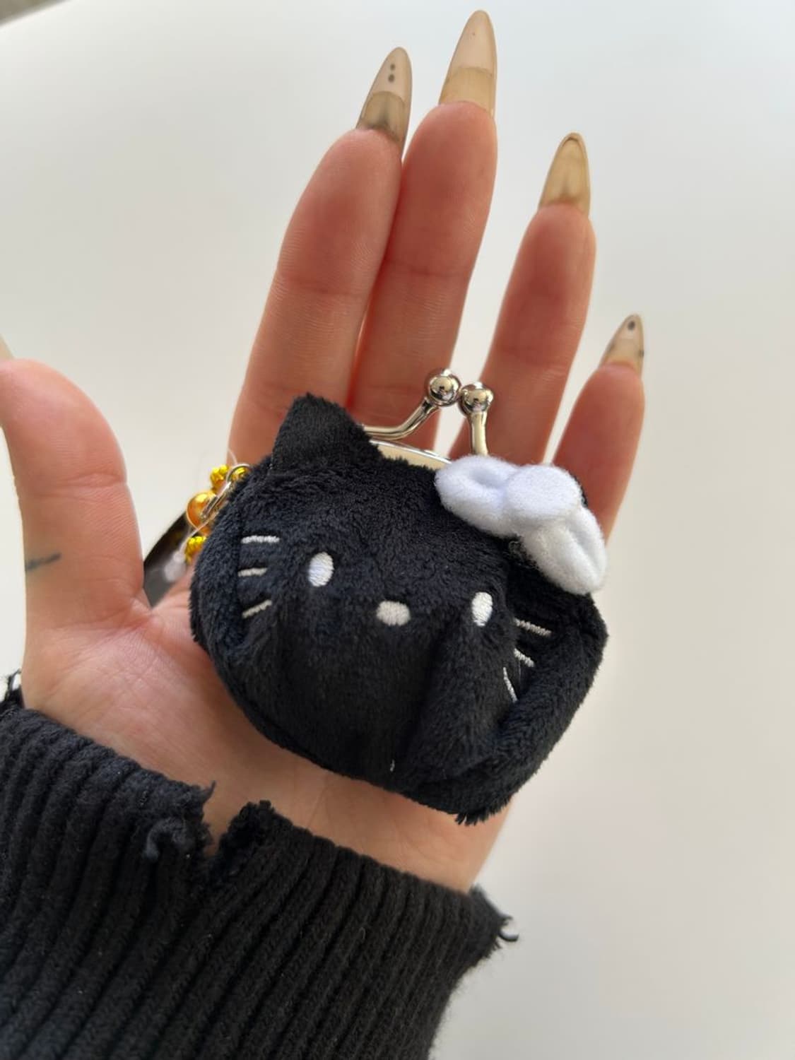 HELLO KITTY COIN CASE 켈로키티 동전 케이스 상품이미지1