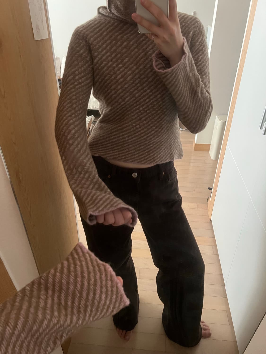 베이비 알파카 핑크 브라운 니트 (착용컷) 상품이미지4