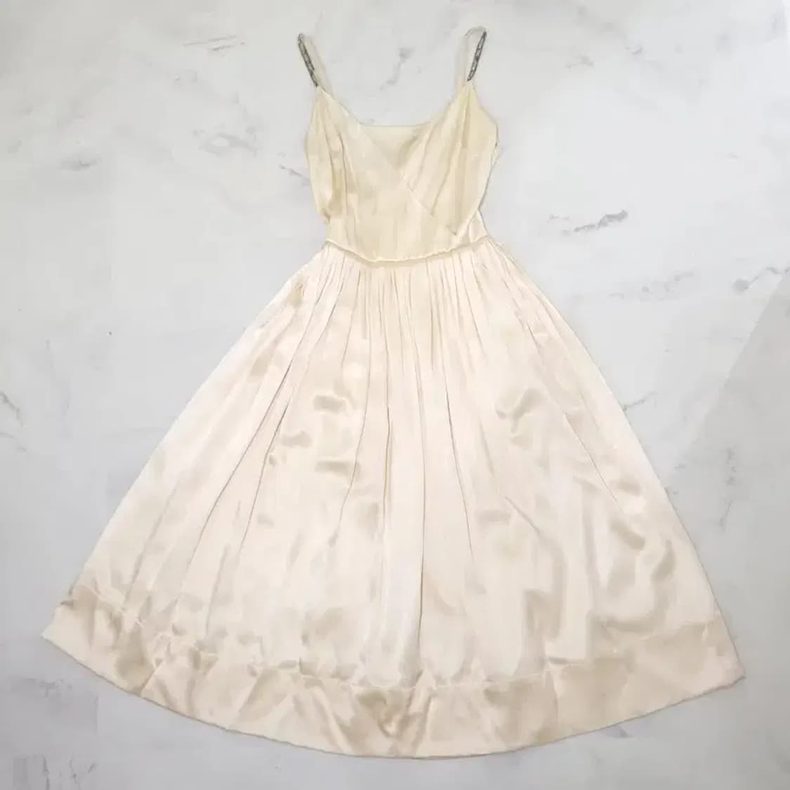 끌로에 실크 원피스 아이보리 T38 상품이미지3