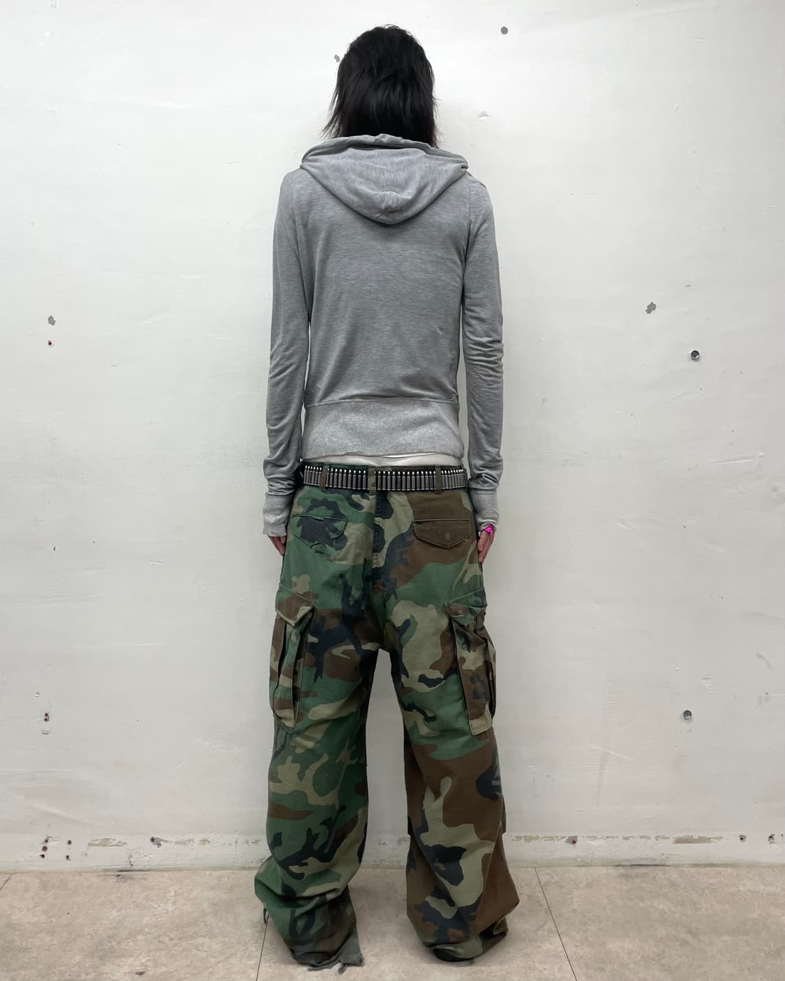 Shirring Long-Sleeved Gray Hooded Zip-Up 상품이미지8