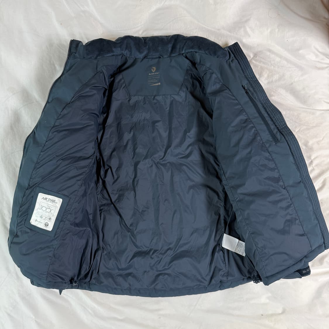 블랙야크 신형 구스다운 경량패딩 L 상품이미지3