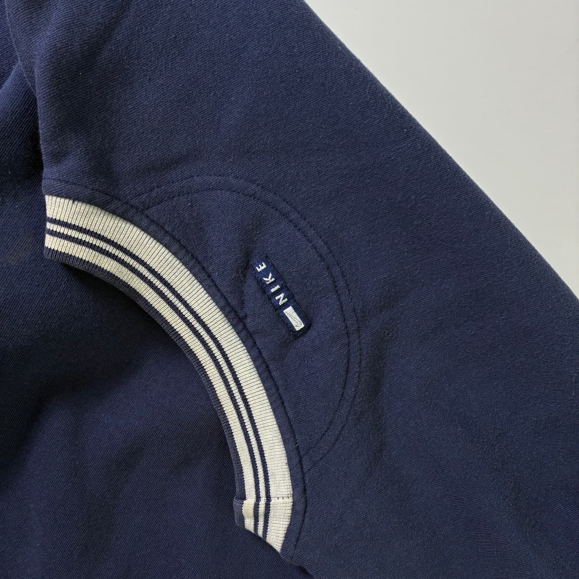 Nike  나이키 90,s 올드스쿨 빅스우시 네이비 맨투맨  상품이미지5
