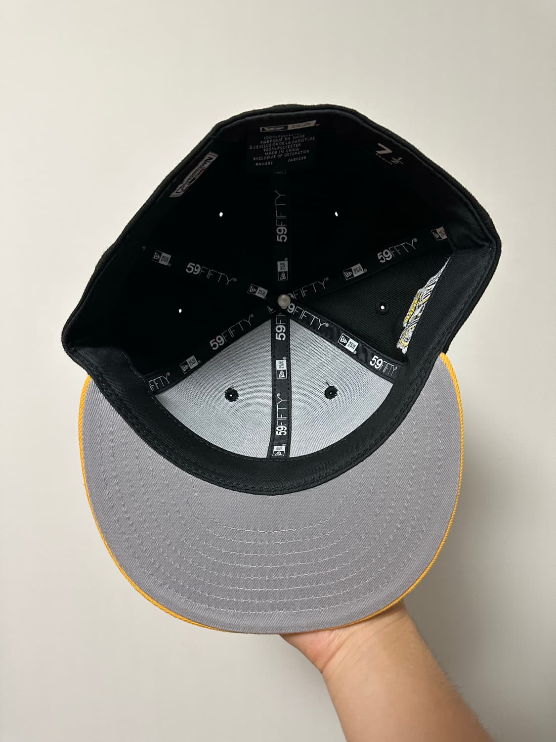 뉴에라 블랙 옐로우 메츠 사이드 패치 피티드 캡 상품이미지4