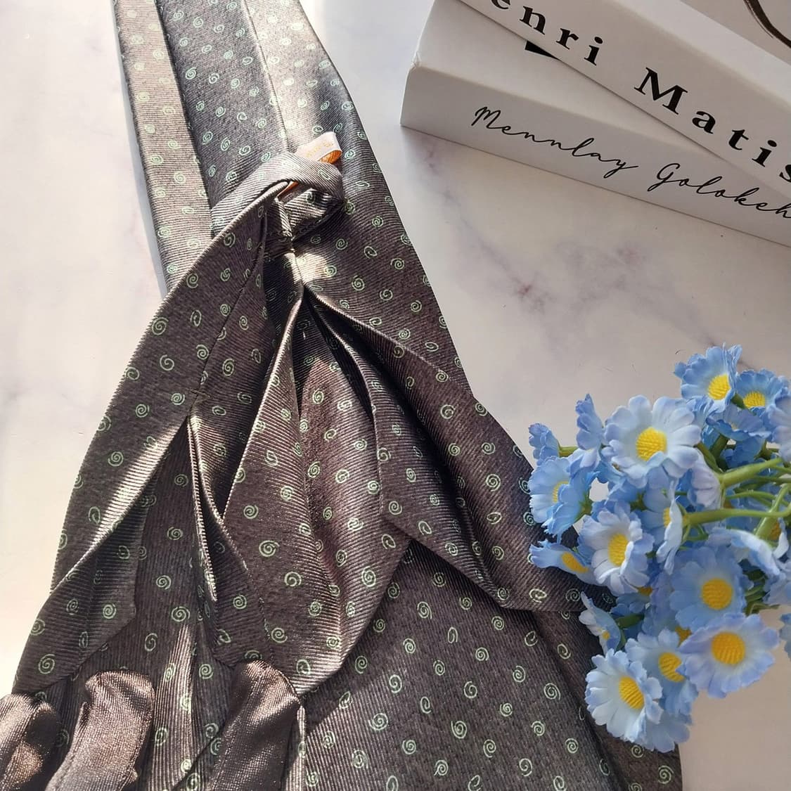 불가리 실크 그레이&에버그린 넥타이 9.7cm S~A+등급 K1392
 상품이미지6