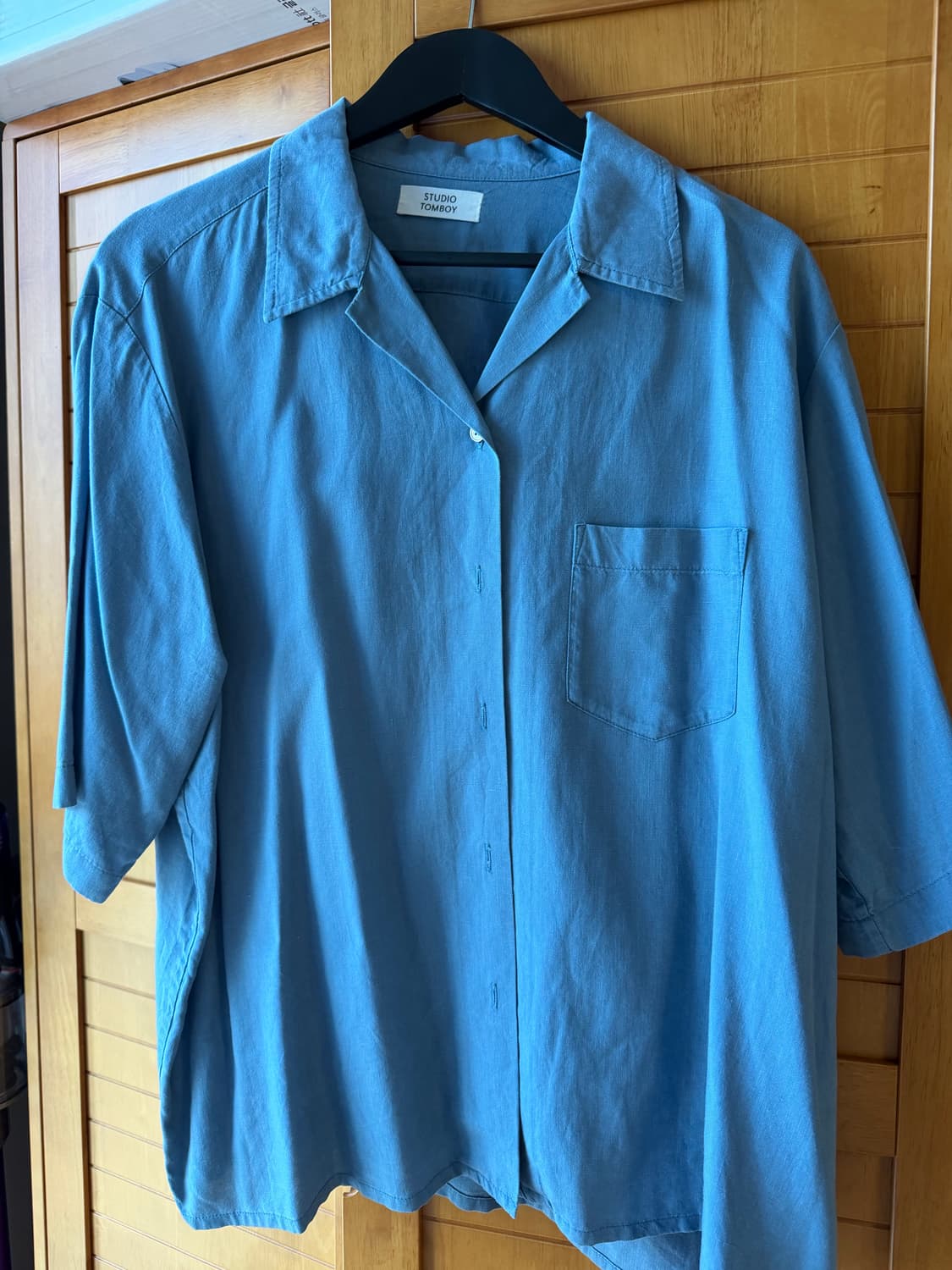 스튜디오 톰보이 하늘색 셔츠 상품이미지1