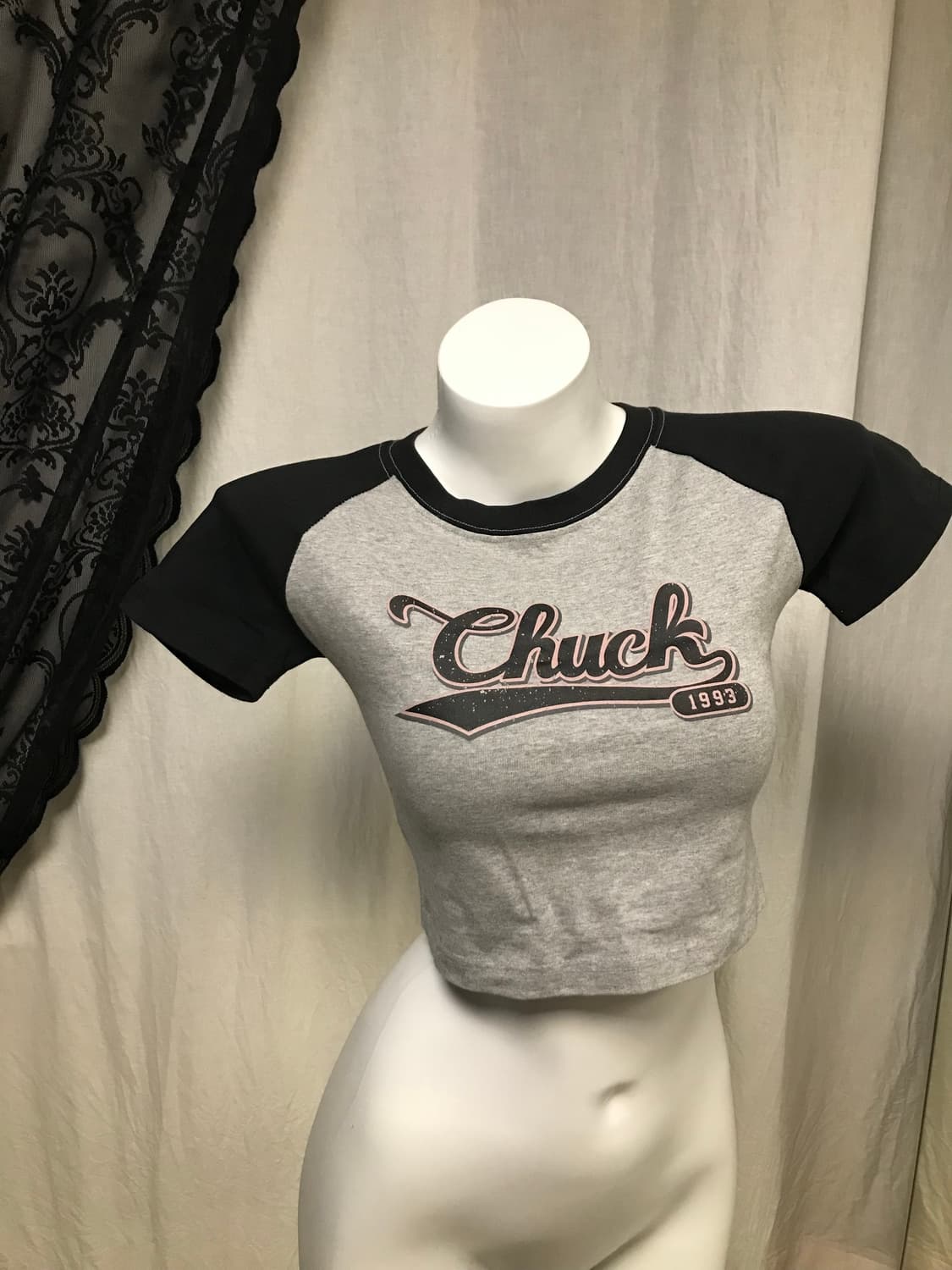 CHUCK 척 브랜드 빈티지 로고 단가라 래글런 반팔 크롭티 상품이미지3