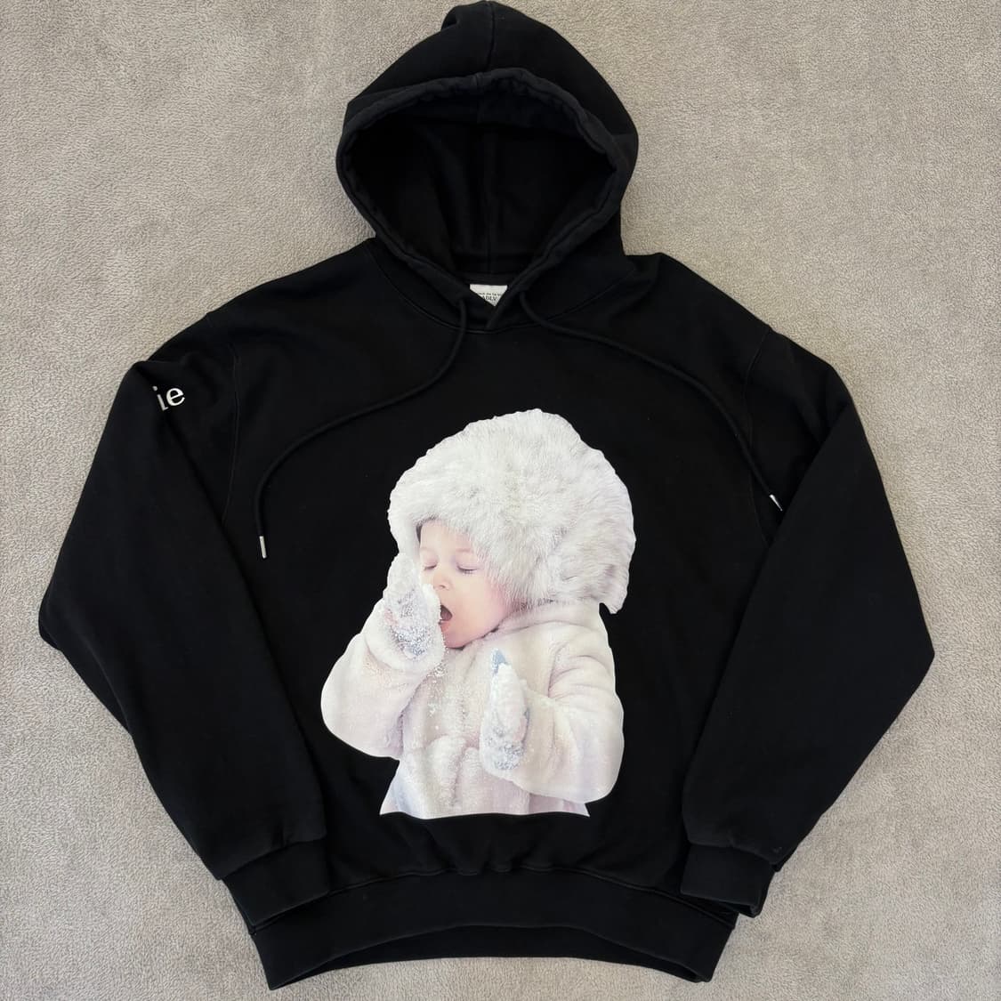 아크메데라비 후드티 상품이미지1