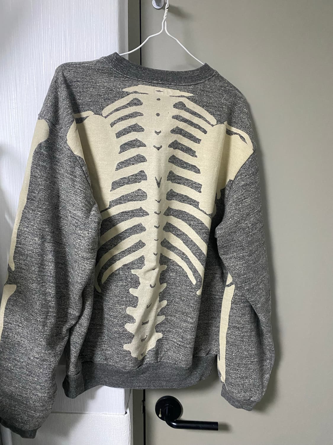 캐피탈 본 스웻 2사이즈 상품이미지2