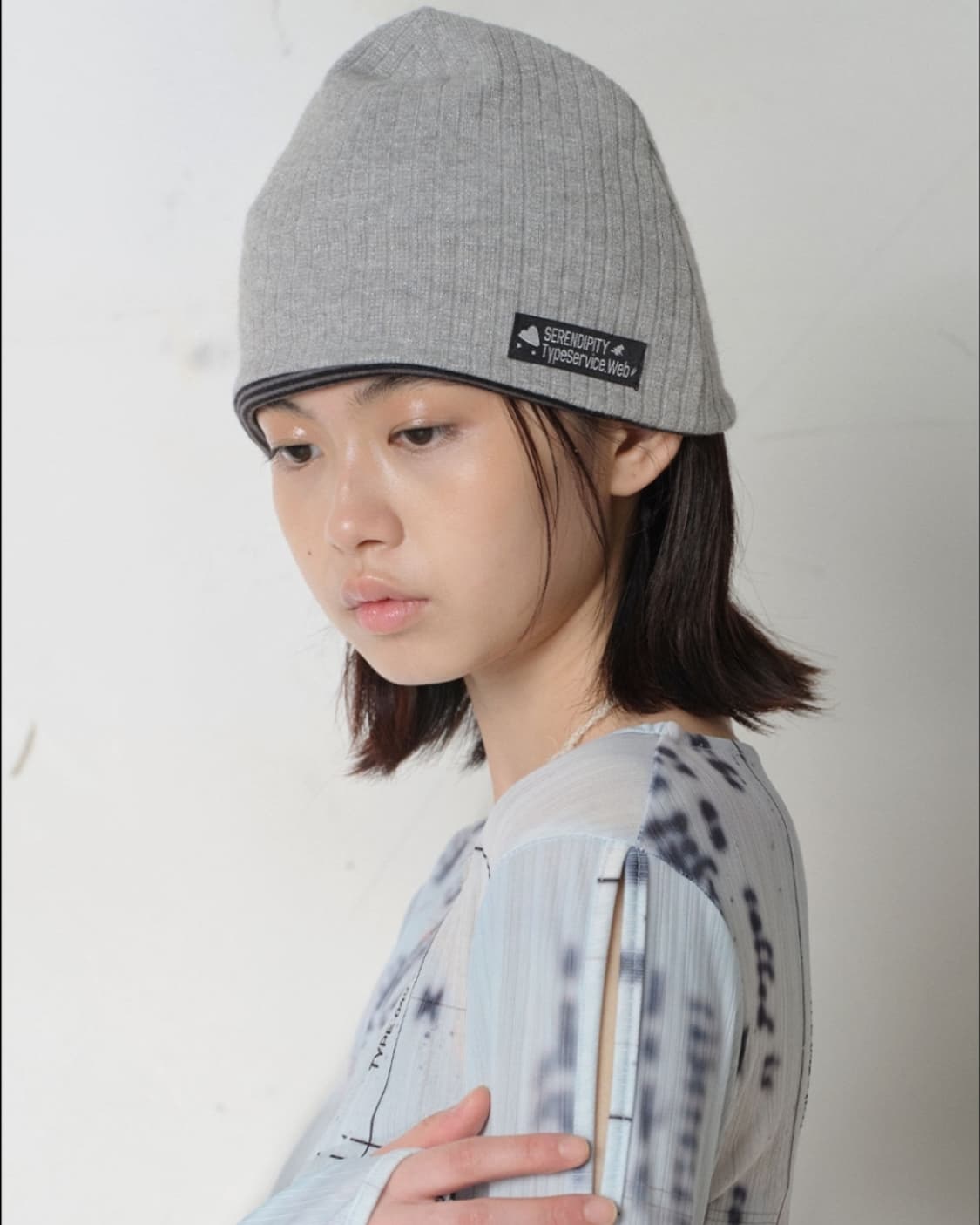타입서비스 리버서블 비니 Reversible Glitter Beanie 상품이미지1