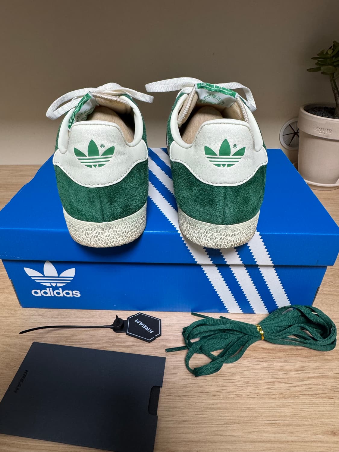 아디다스 가젤 다크 그린 270 거의 새재품 상품이미지3