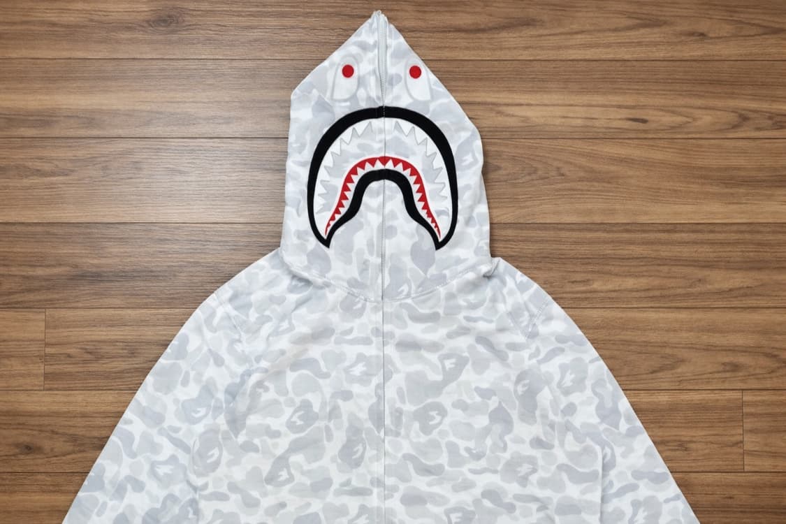 베이프 샤크후드 백계 새상품 (급처 상품이미지1