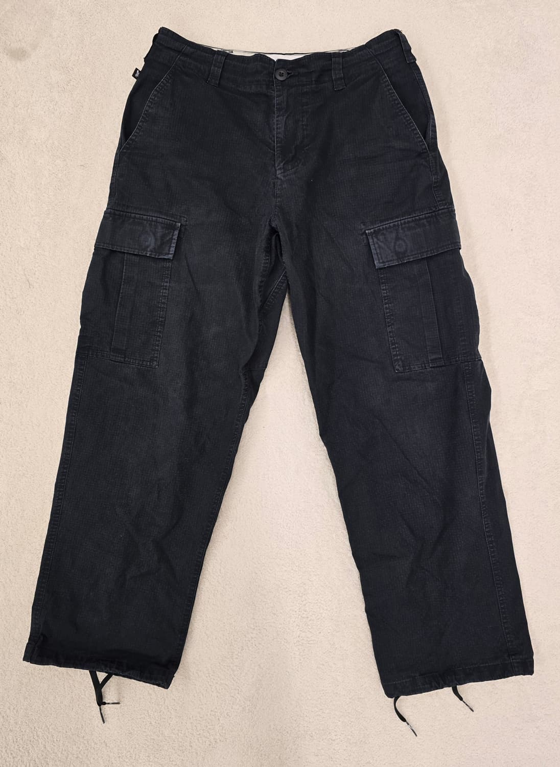 나이키 SB커니 스케이트 와이드 카고팬츠.
싸이즈30 상품이미지1