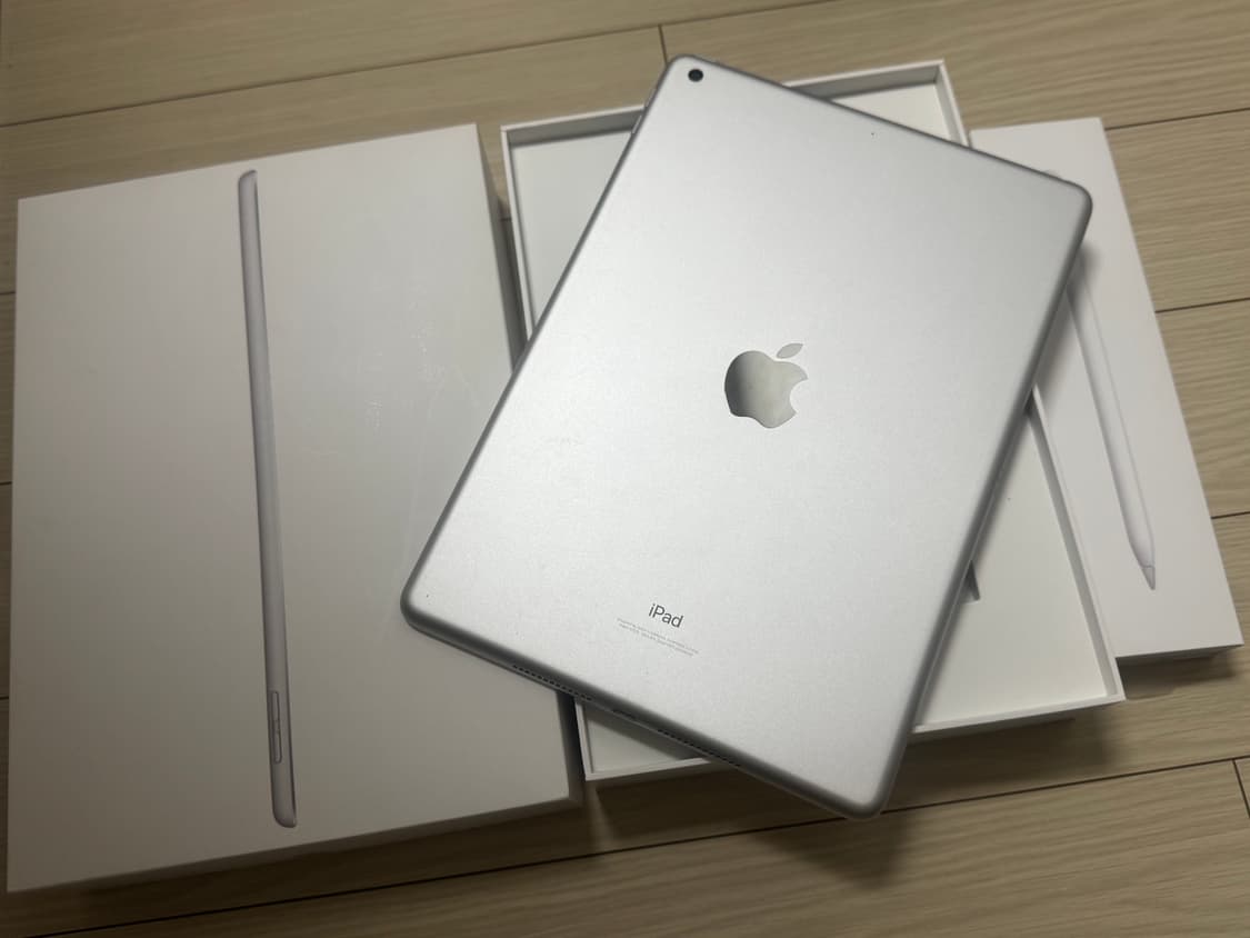 아이패드 8세대 32기가 wifi모델 풀박스+애플펜슬 1세대 풀박스 상품이미지1