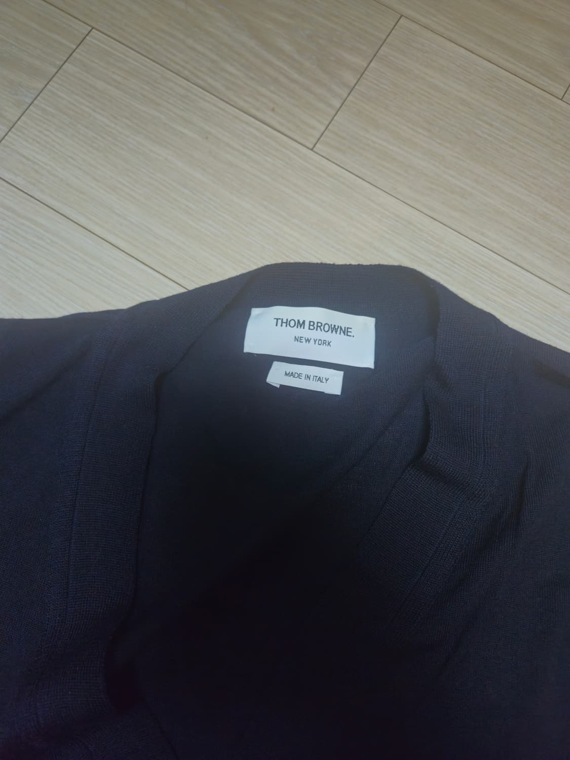 톰브라운 메리노울 가디건 네이비 사이즈 2 상품이미지3
