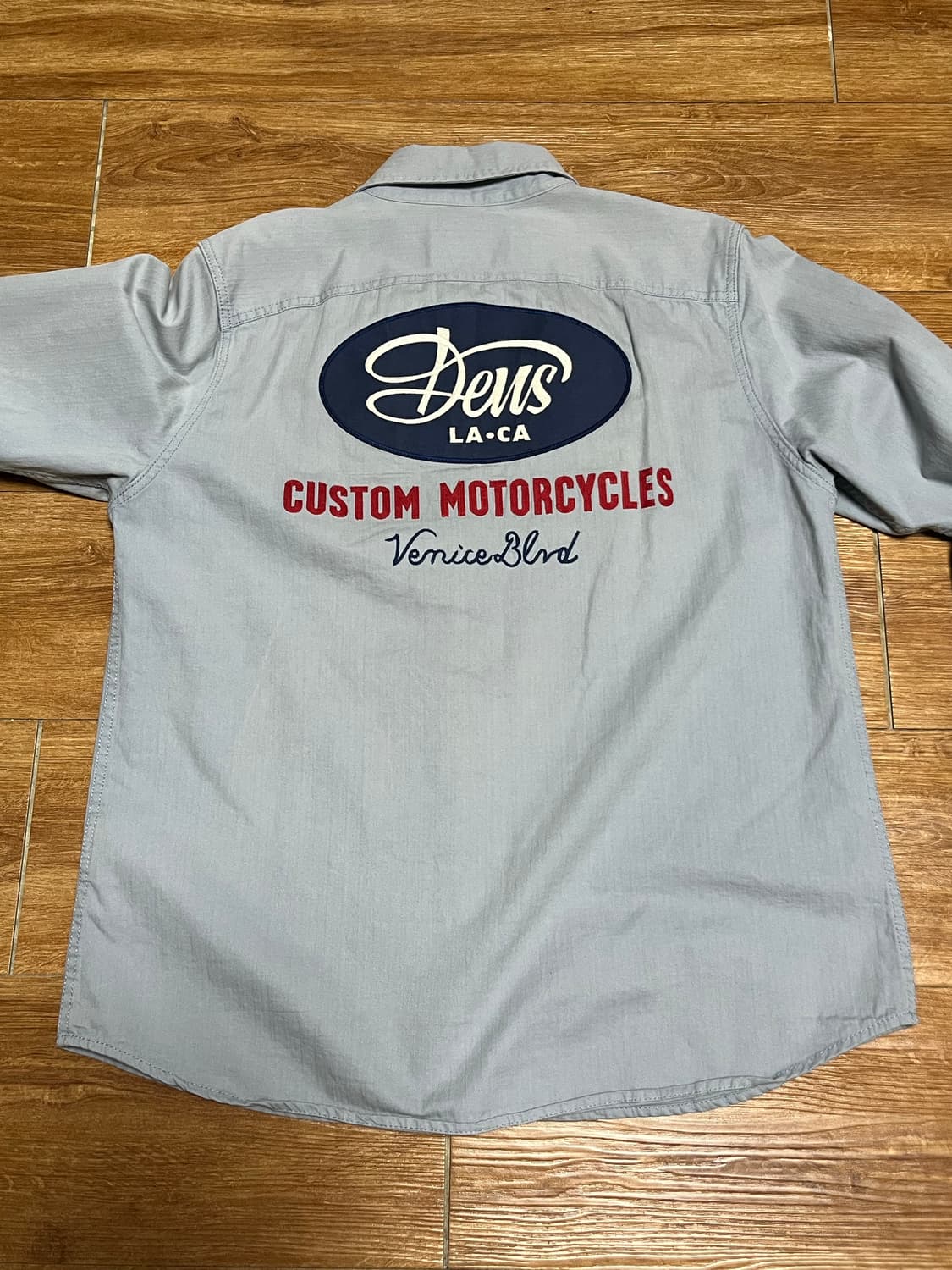 데우스 셔츠 모토 상품이미지2