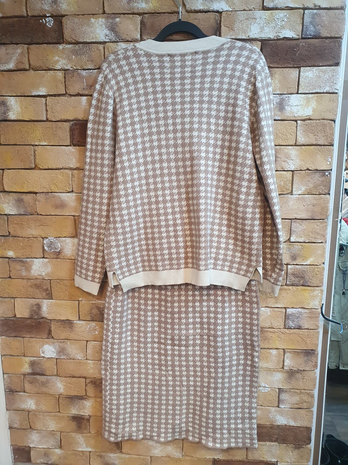 칼 라거펠트 하운드투스 니트 투피스 상품이미지2