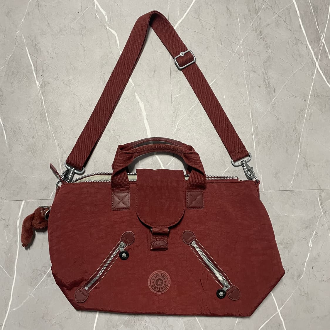 팔로워 특가 키플링 메신저백 크로스백 와인 버건디 고릴라 가방 상품이미지3