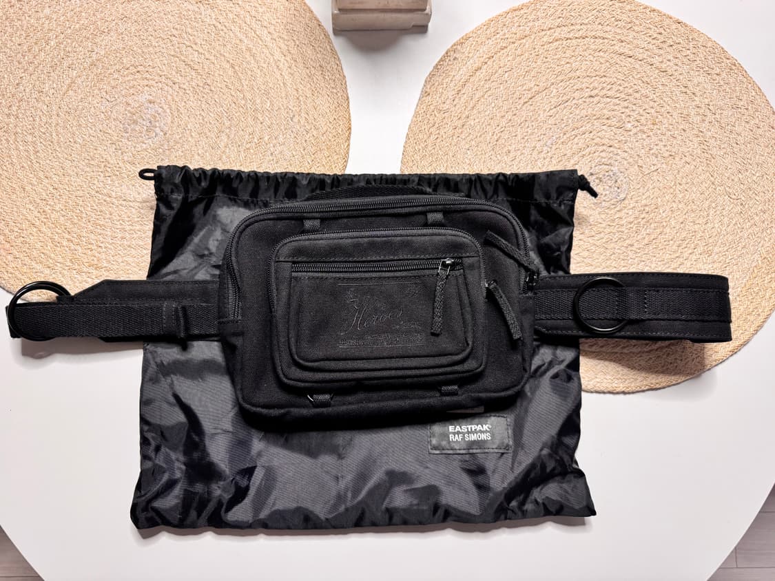 라프시몬스 X 이스트팩 웨이스트백 상품이미지1