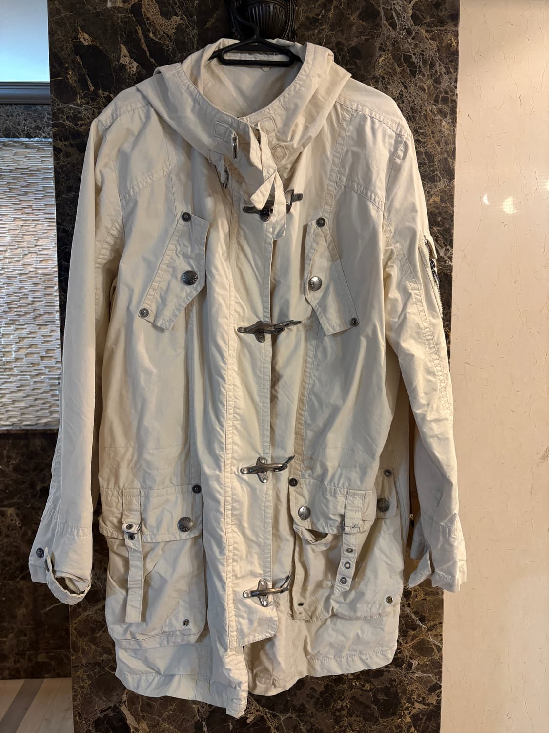 아이보리색 후드 야상 점퍼 상품이미지1