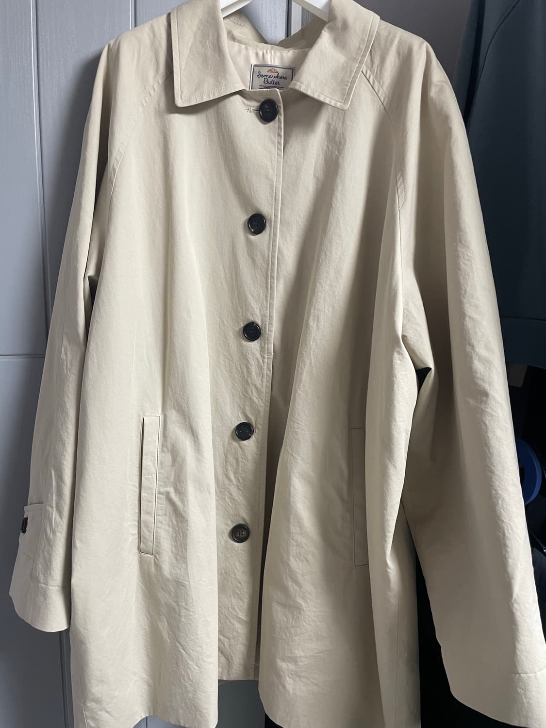 하자X,실사O)썸웨어버터 margaret half trench coat 상품이미지5