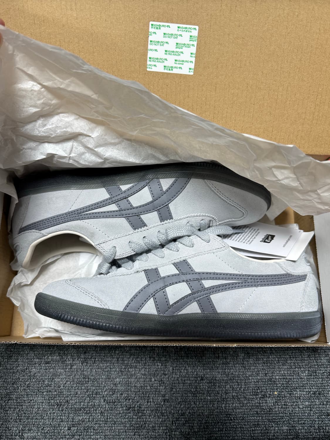 오니츠카타이거 토쿠텐 그레이 240 상품이미지1