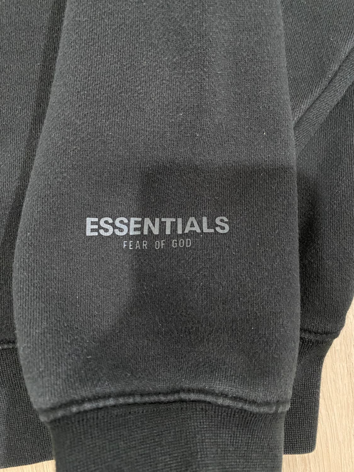 에센셜 Fear of God 블랙 맨투맨 티셔츠 (M) 상품이미지3