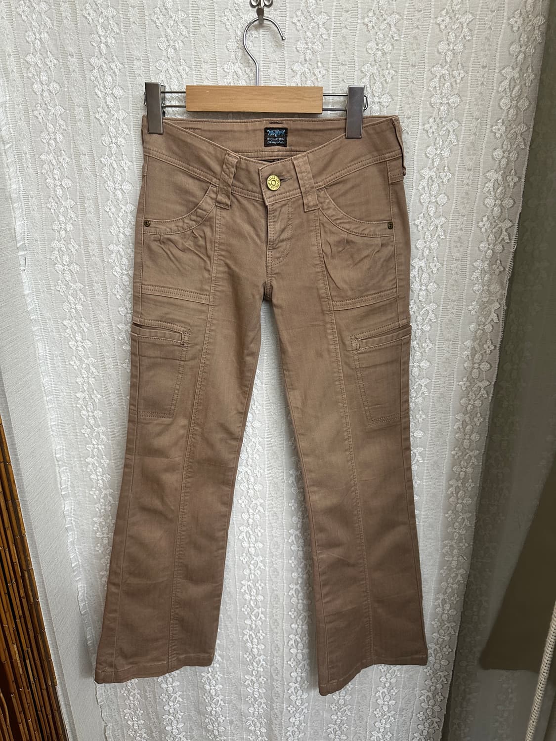 levi's lady style 부츠컷 바지 상품이미지1