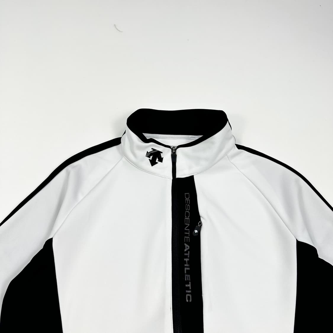 데상트 트레이닝 오레오 트랙탑 져지 (M 여성추천) 상품이미지1