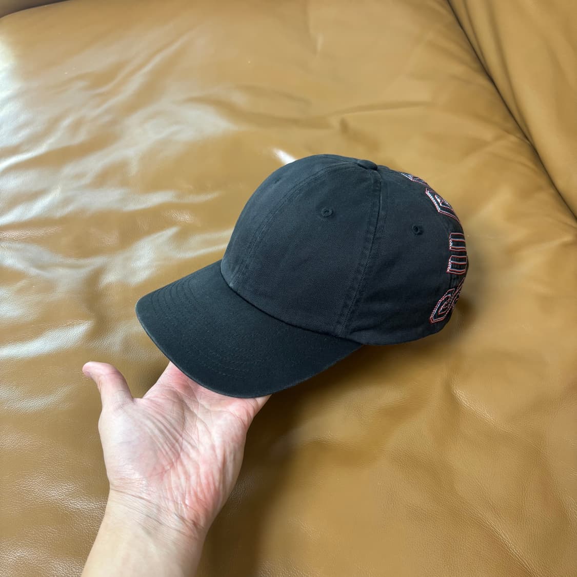 Supreme 슈프림 블랙 6패널 볼캡 모자 (Back Arc Logo) 상품이미지4