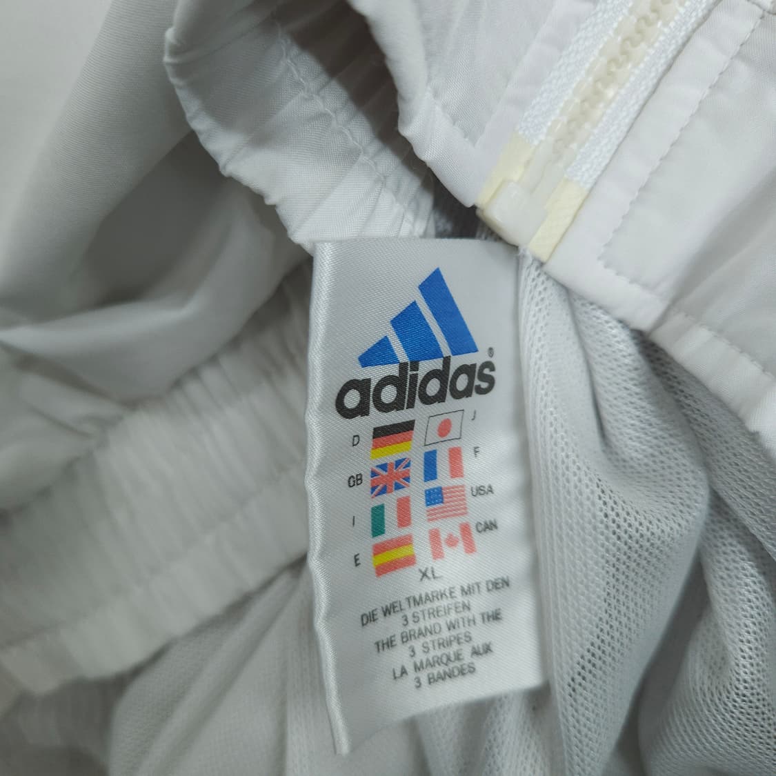 아디다스 바람막이 100 화이트 상품이미지7