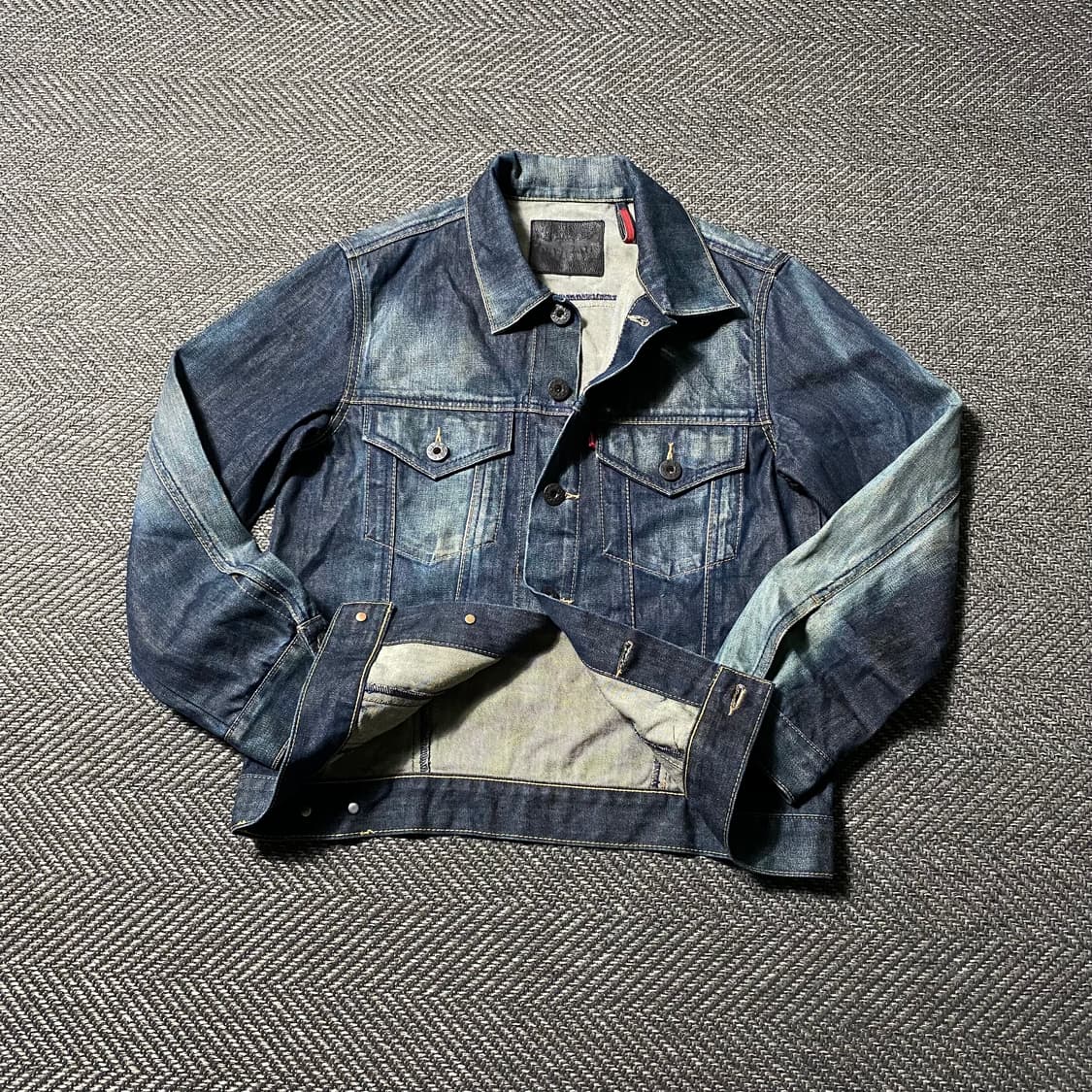 리바이스 레드룹 Y2K 생지 페이딩 워싱 데님자켓 XL 상품이미지6