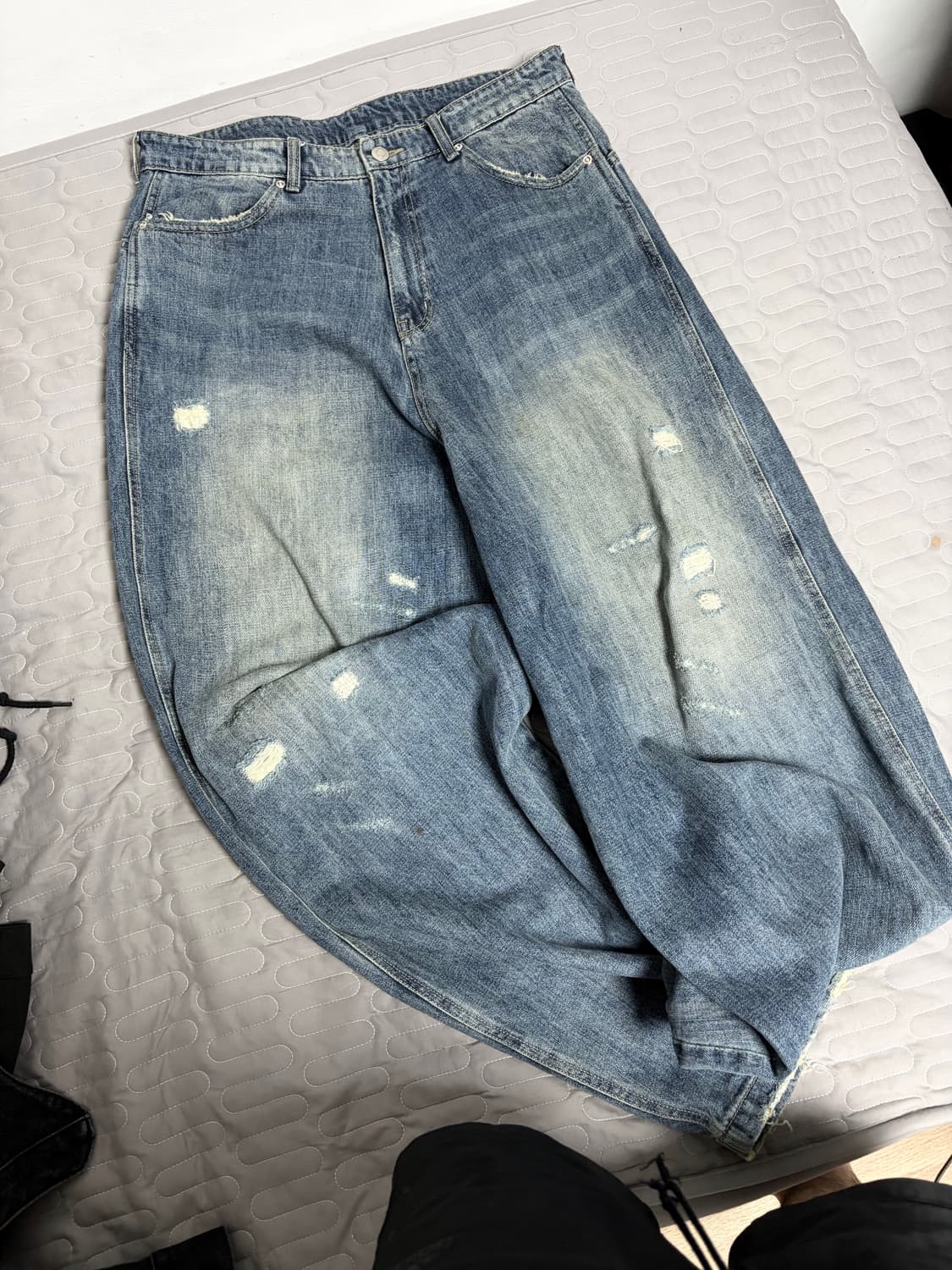 쿠어 디스트로이드 샌드 워싱 벌룬 진 L 상품이미지3