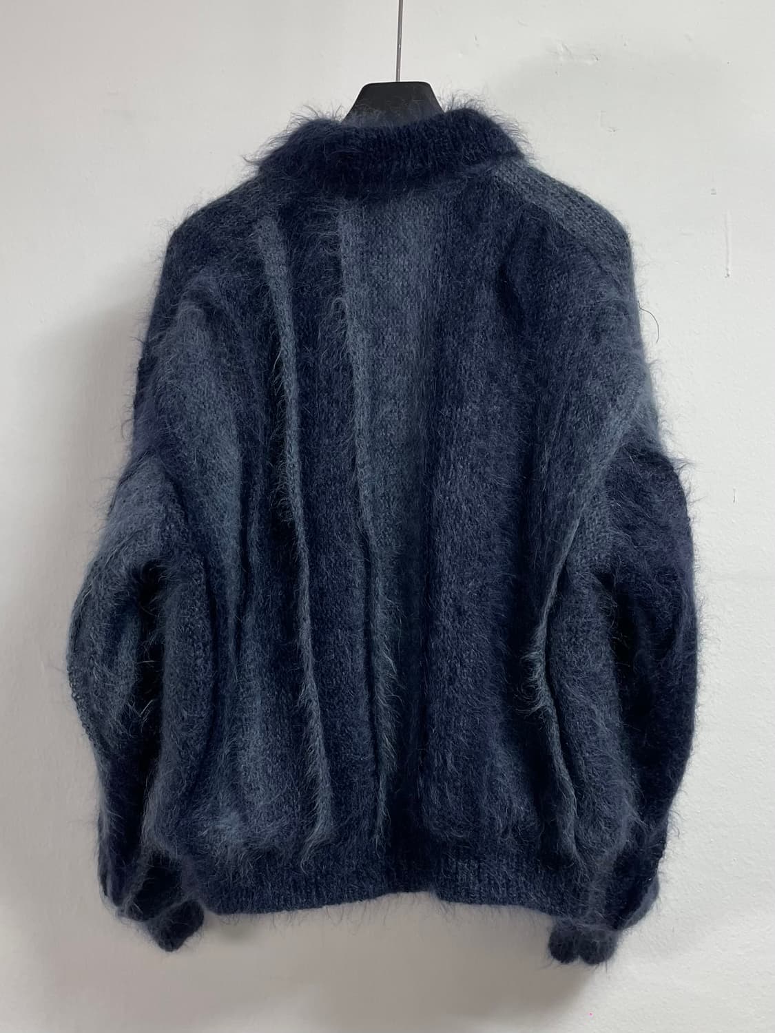 23FW 쿠어 모헤어 그라데이션 핀턱 칼라 가디건 (on.184)   상품이미지2