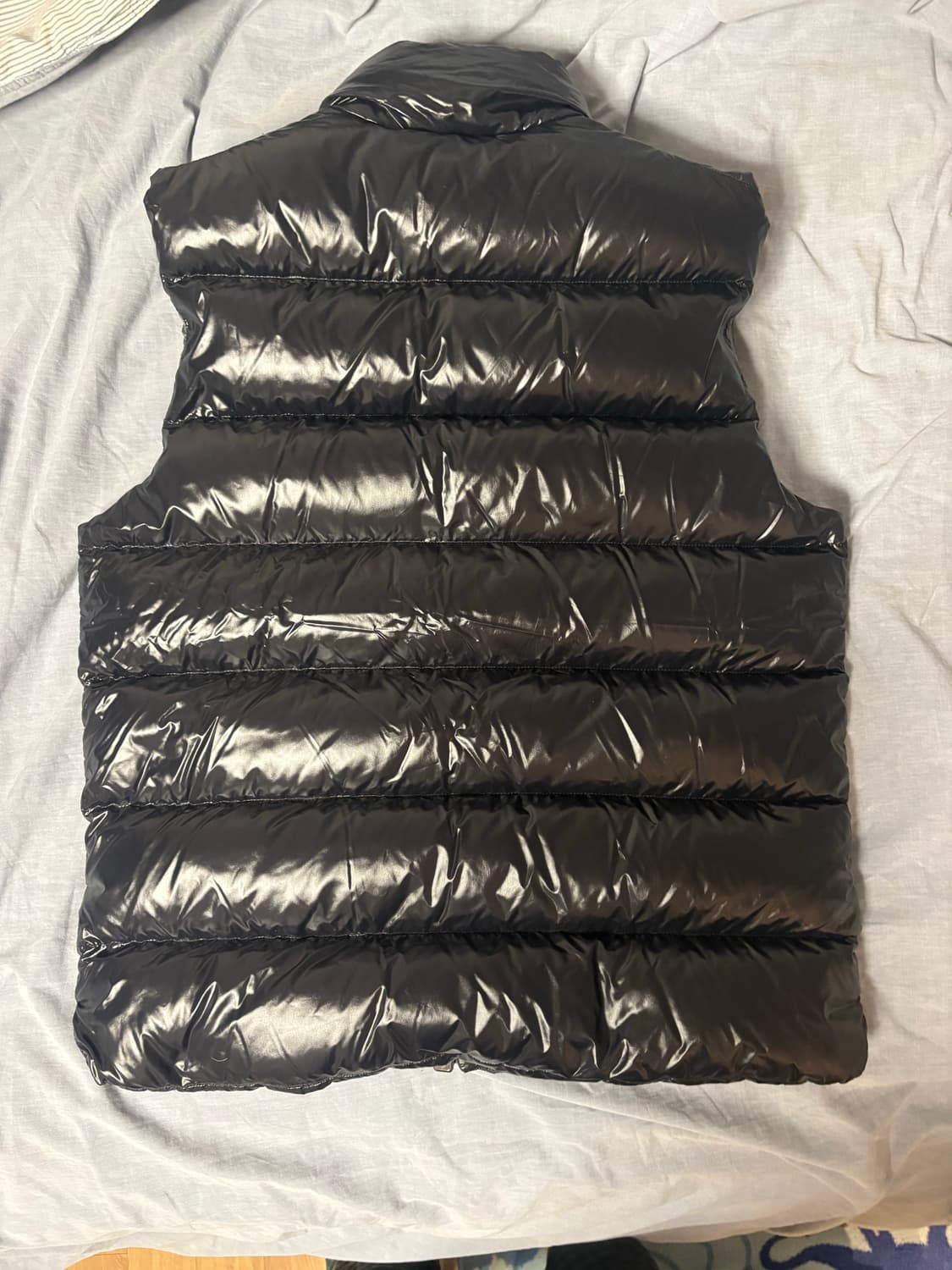 몽클레어 23fw 티브 다운 패딩 배스트 블랙 [3] 새상품급 상품이미지2