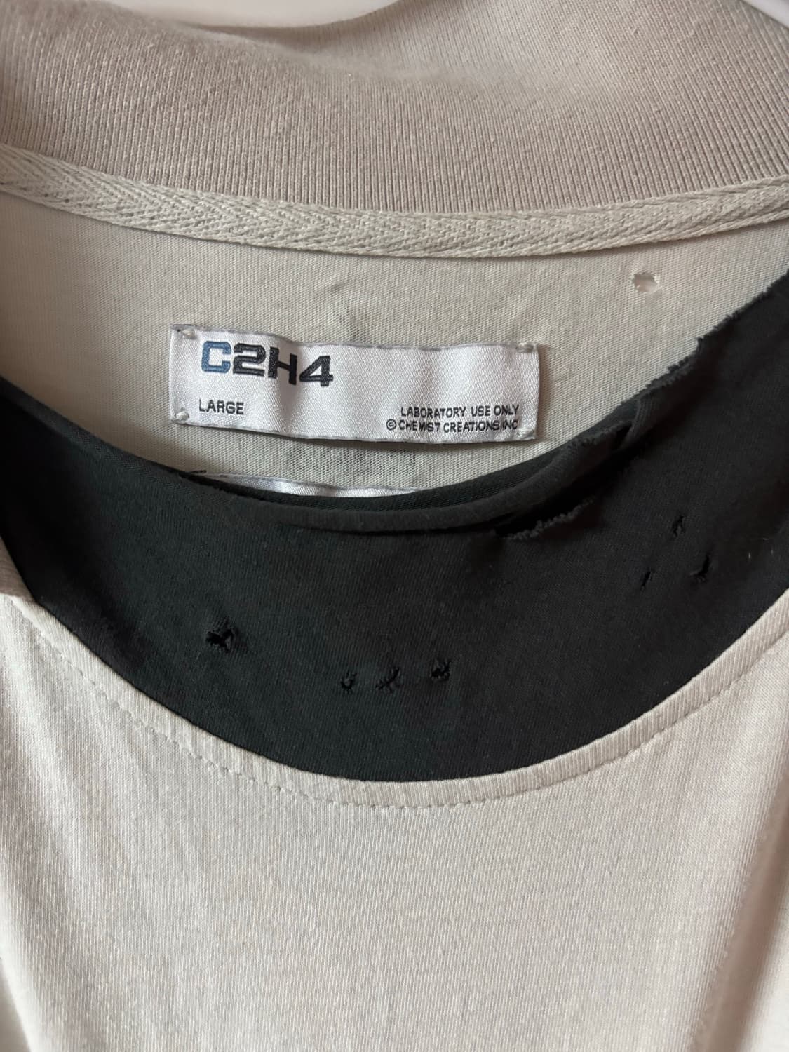 C2H4 레이어드 데미지 롱슬리브 상품이미지4