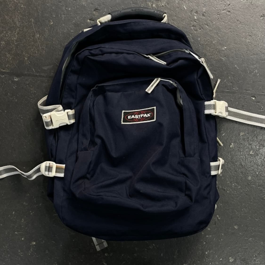이스트팩 백팩  상품이미지1