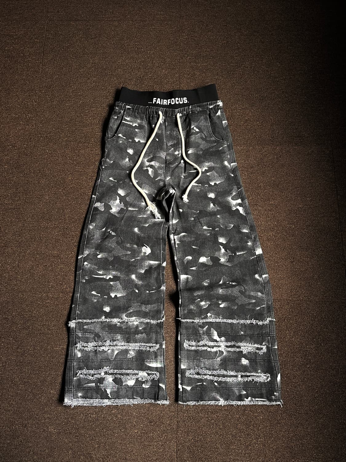 RHNDE 카모 새깅 리프드 플레어 진 상품이미지8