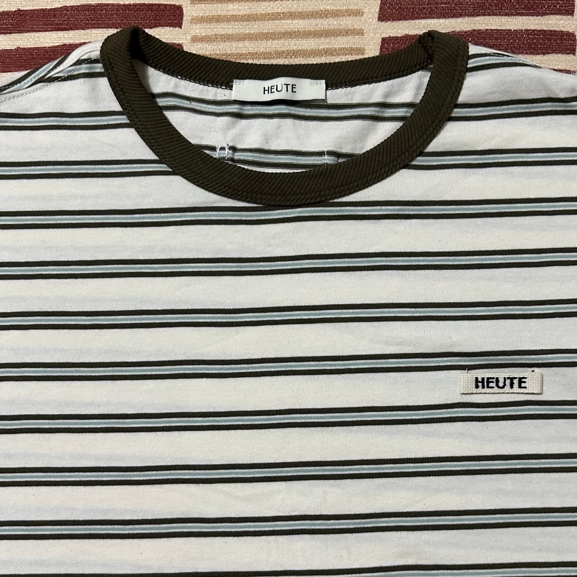 HEUTE 호이테 스트라이프 반팔티 SIZE L 상품이미지4
