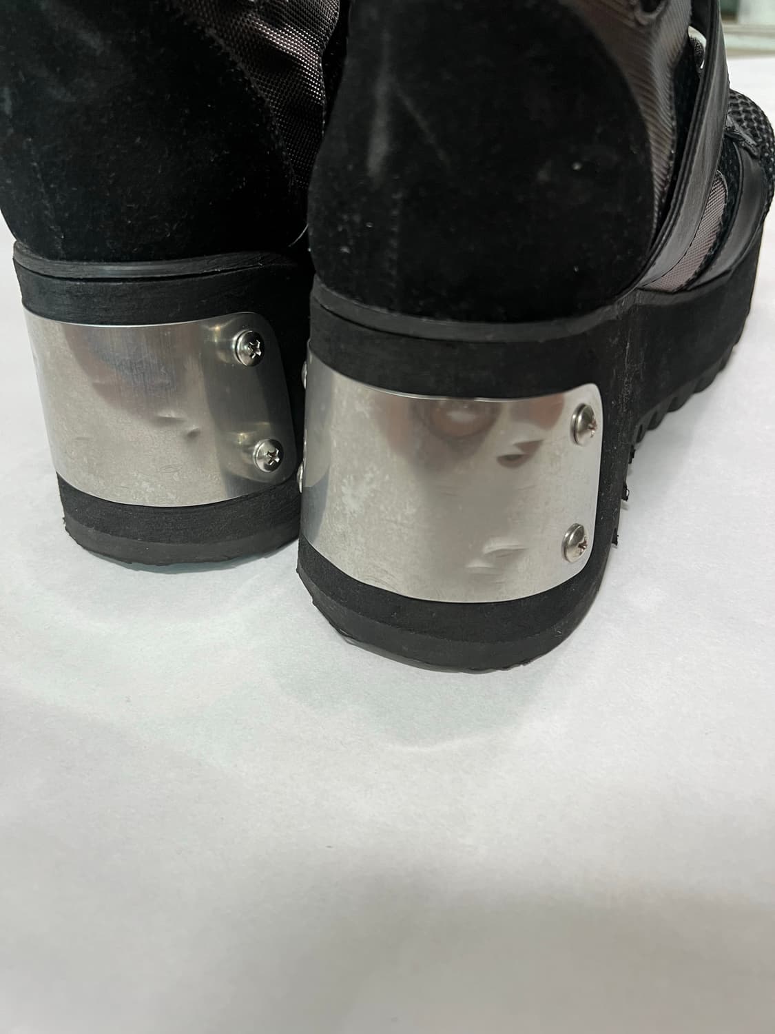 데모니아 아이렛버클 피쉬넷 씬53 하이탑 부츠 상품이미지3