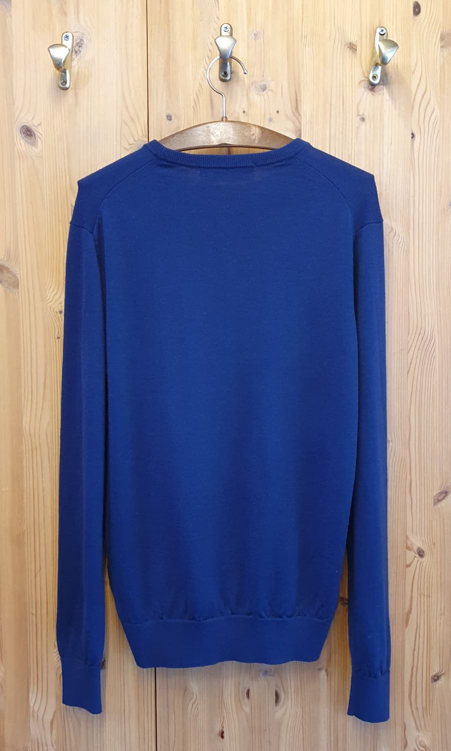 77.버버리 메리노울 라운드니트 상품이미지2