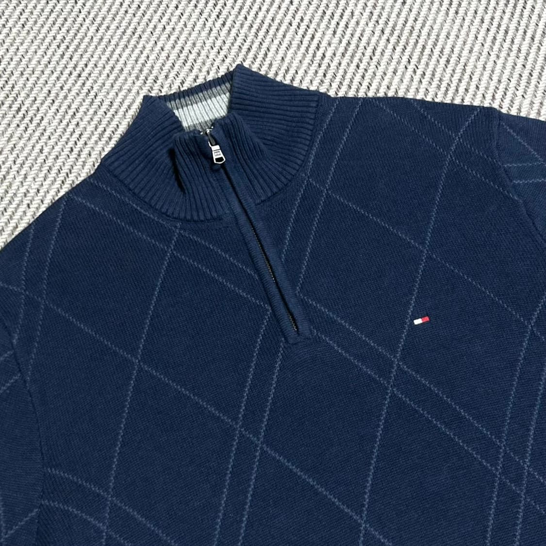 [L] Tommy 타미힐피거 네이비 클래식 반집업 코튼 니트 상품이미지3