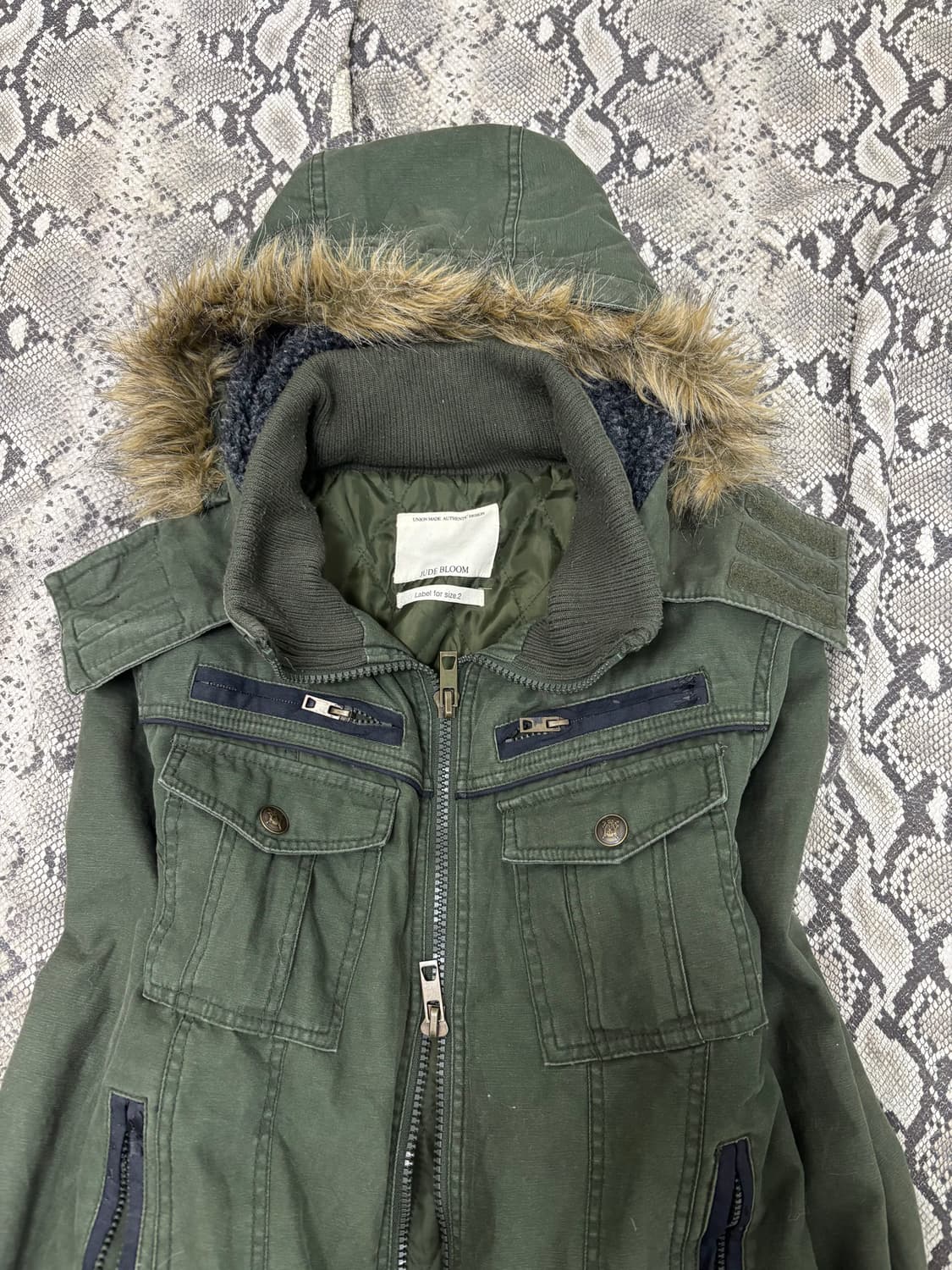 [JUDE BLOOM]Grunge Gimmick Fur Jacket 상품이미지7