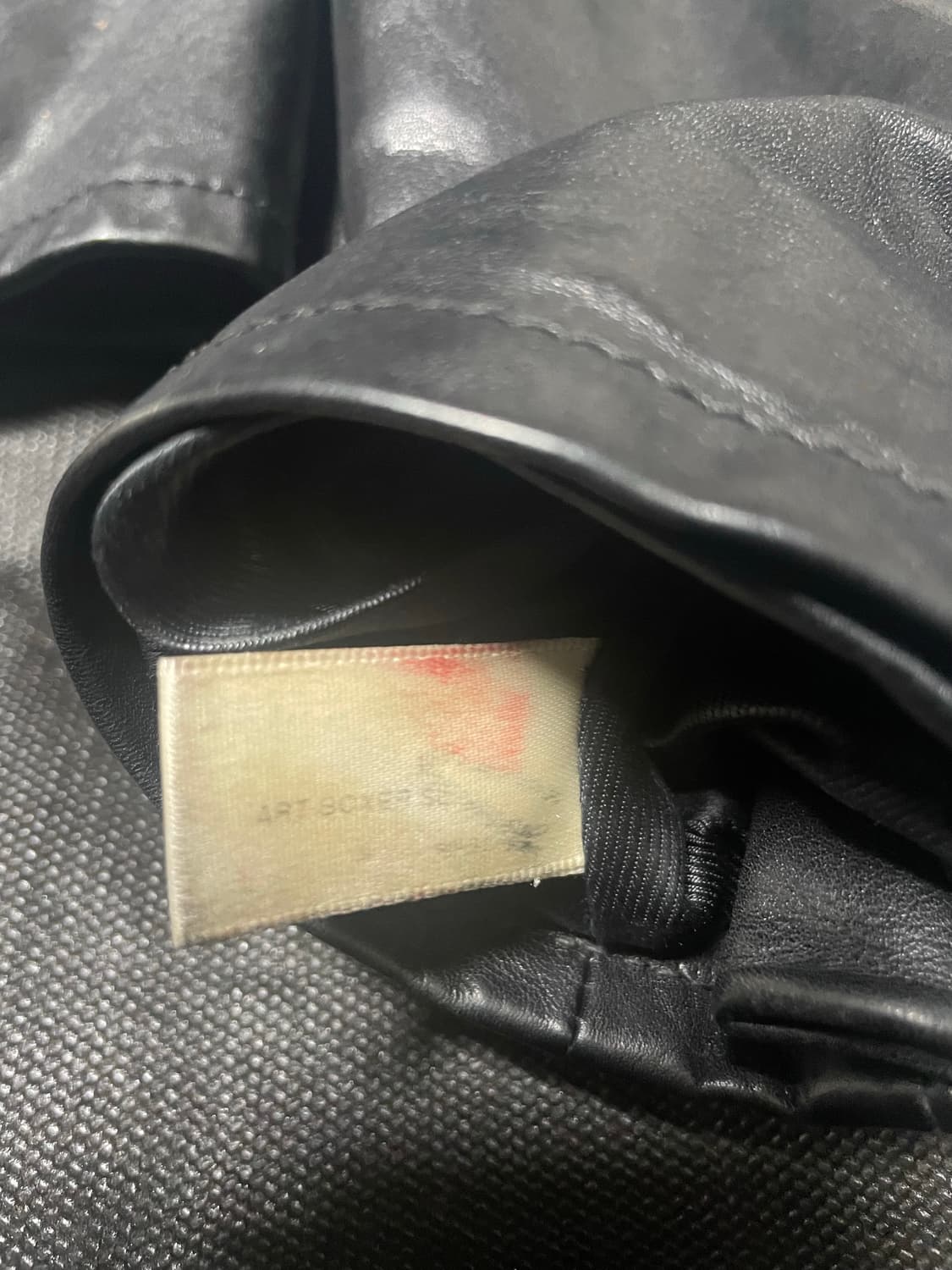 생로랑 레더 레이싱 자켓 상품이미지5