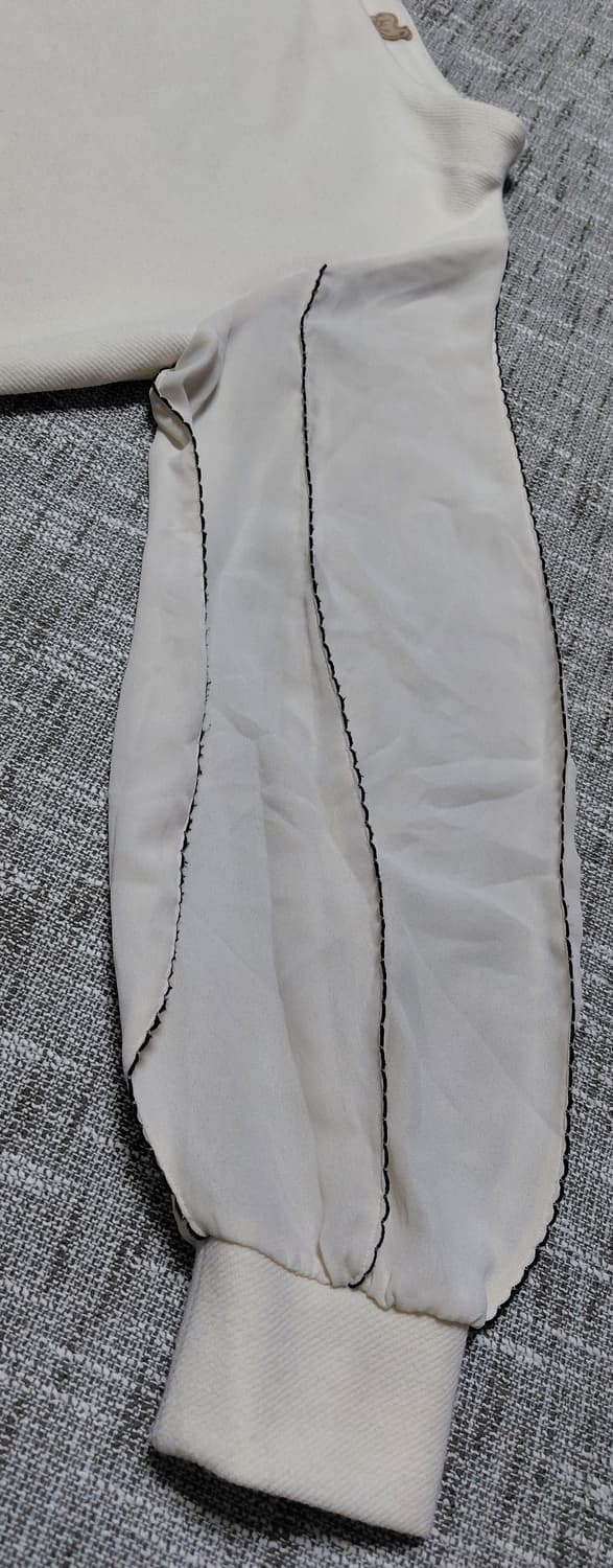 [38] Malla 마라 소매 배색 볼륨 블라우스 니트 상품이미지4